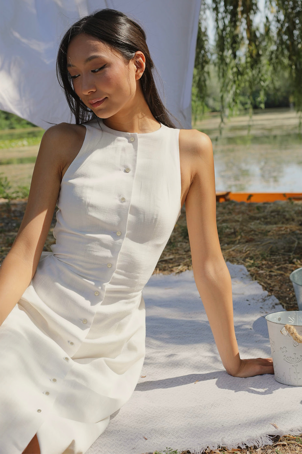 Jeany Shirt Dress : White